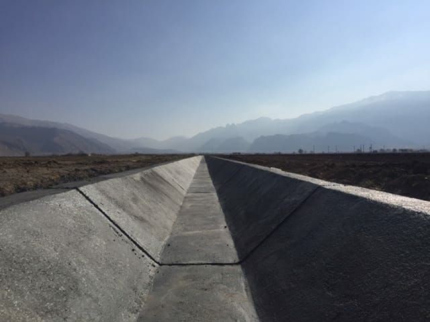 سه کانال انتقال آب کشاورزی در مرودشت به بهره برداری رسید