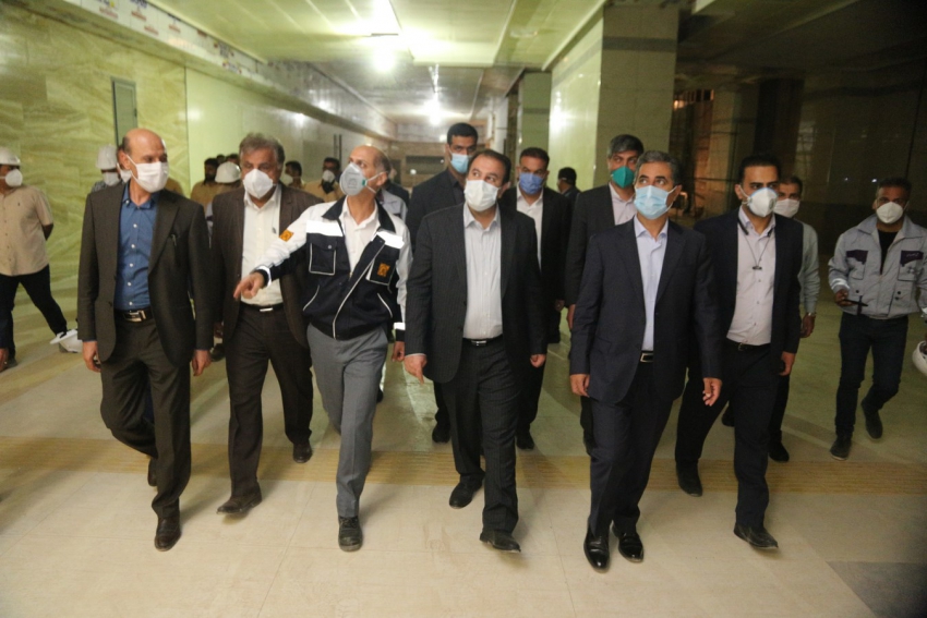 پايان حفاري تونل و آغاز عمليات ريل گذاري خط 2 متروي شيراز